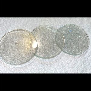 3 circle epoxy coasters homemade with glitter